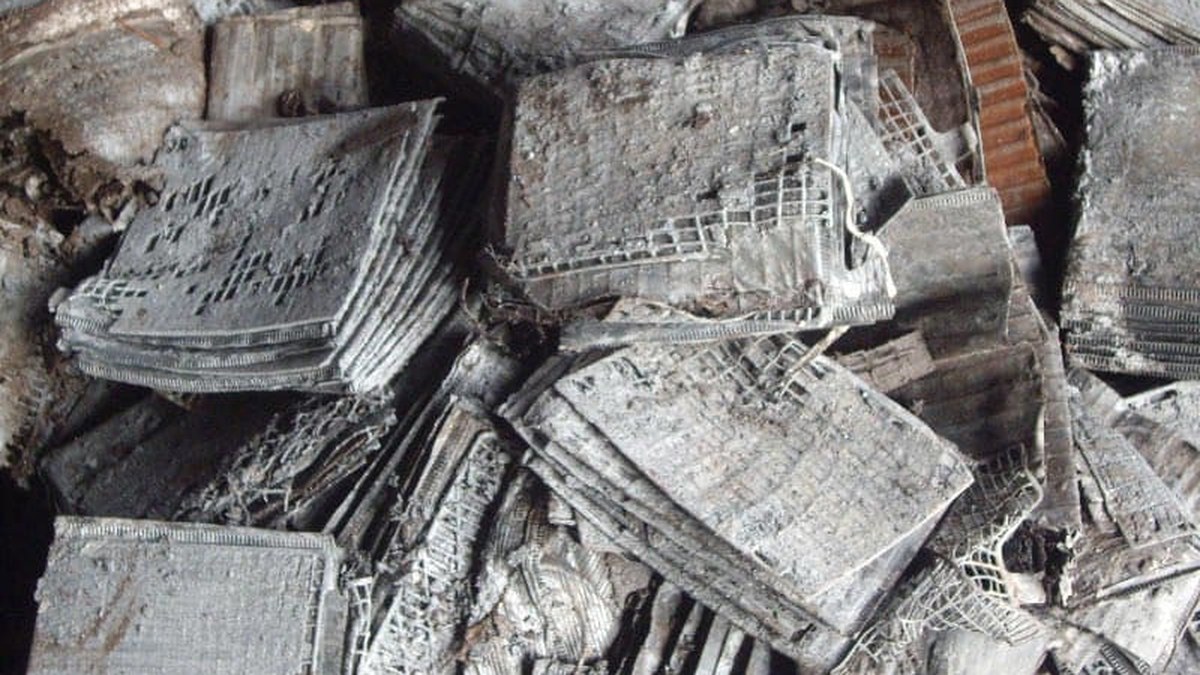 Lead Battery Scrap (PB Rains and Plates)